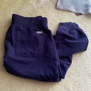 Navy Figs Zamora Jogger pant